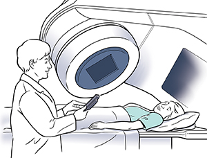 Mujer en una mesa de radiación mientras un técnico prepara la máquina para la radioterapia.